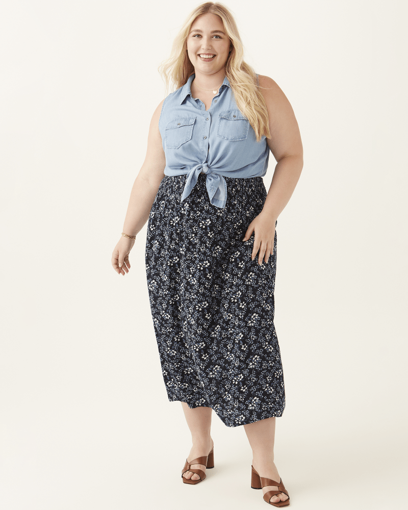 Plus size model with pear body shape wearing  by Molly & Isadora | Dia&Co | dia_product_style_image_id:206323